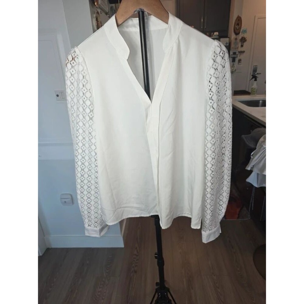 Woman's top